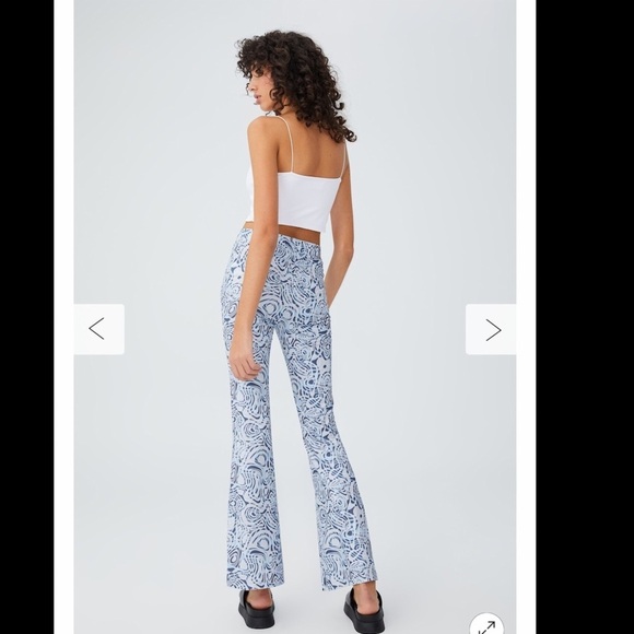 Printed Pattern Flare Pant Size Large - Picture 3 of 10